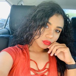 Meet your Posher, Karla